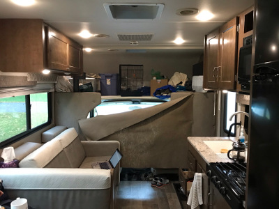 After a few days at a campsite, a motorhome starts to look &ldquo;lived in&rdquo;